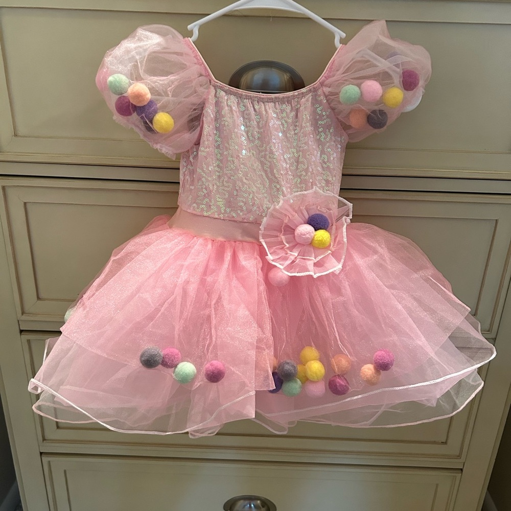 Dance Costume (How Sweet It Is)